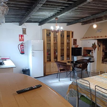 Acogedora Casa De Campo Neda Ngoại thất bức ảnh