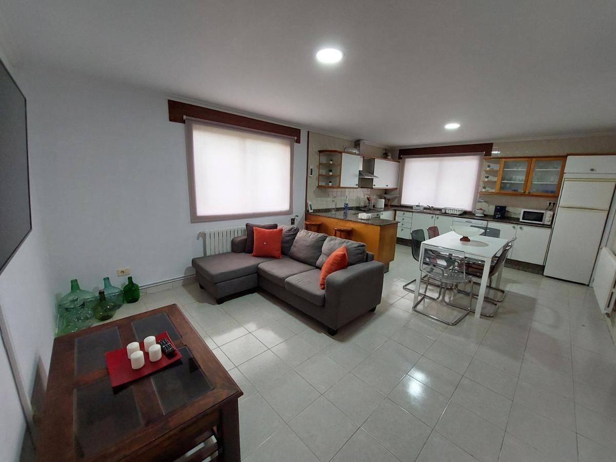 Acogedora Casa De Campo Neda Ngoại thất bức ảnh